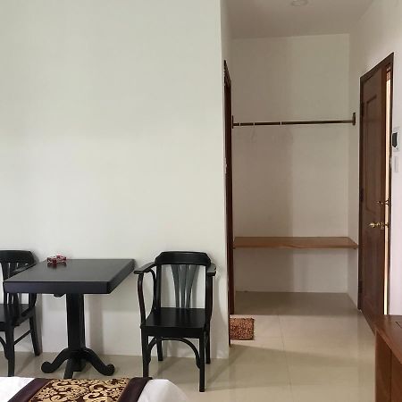 Motel Kings Pleiku Bagian luar foto